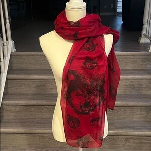 Red Wolf Women's Scarf